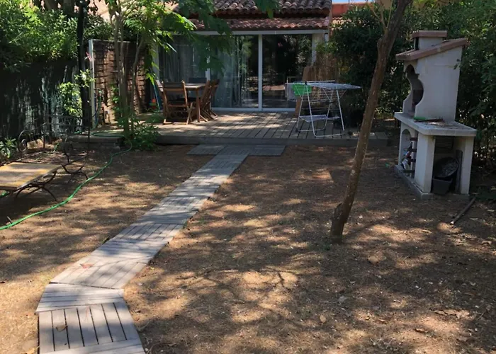 Mini Avec Jardin * Borgo (Corsica)